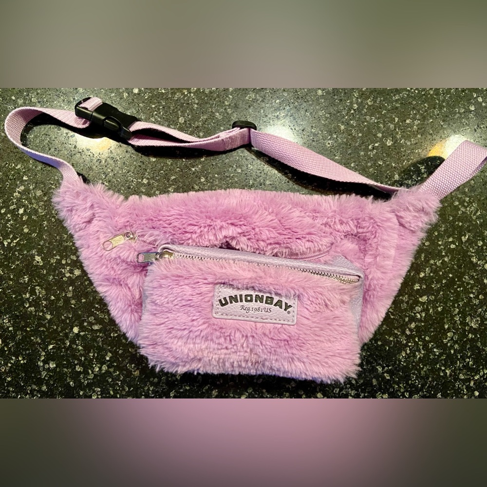UNIONBAY Purple Fuzzy Waist Bag